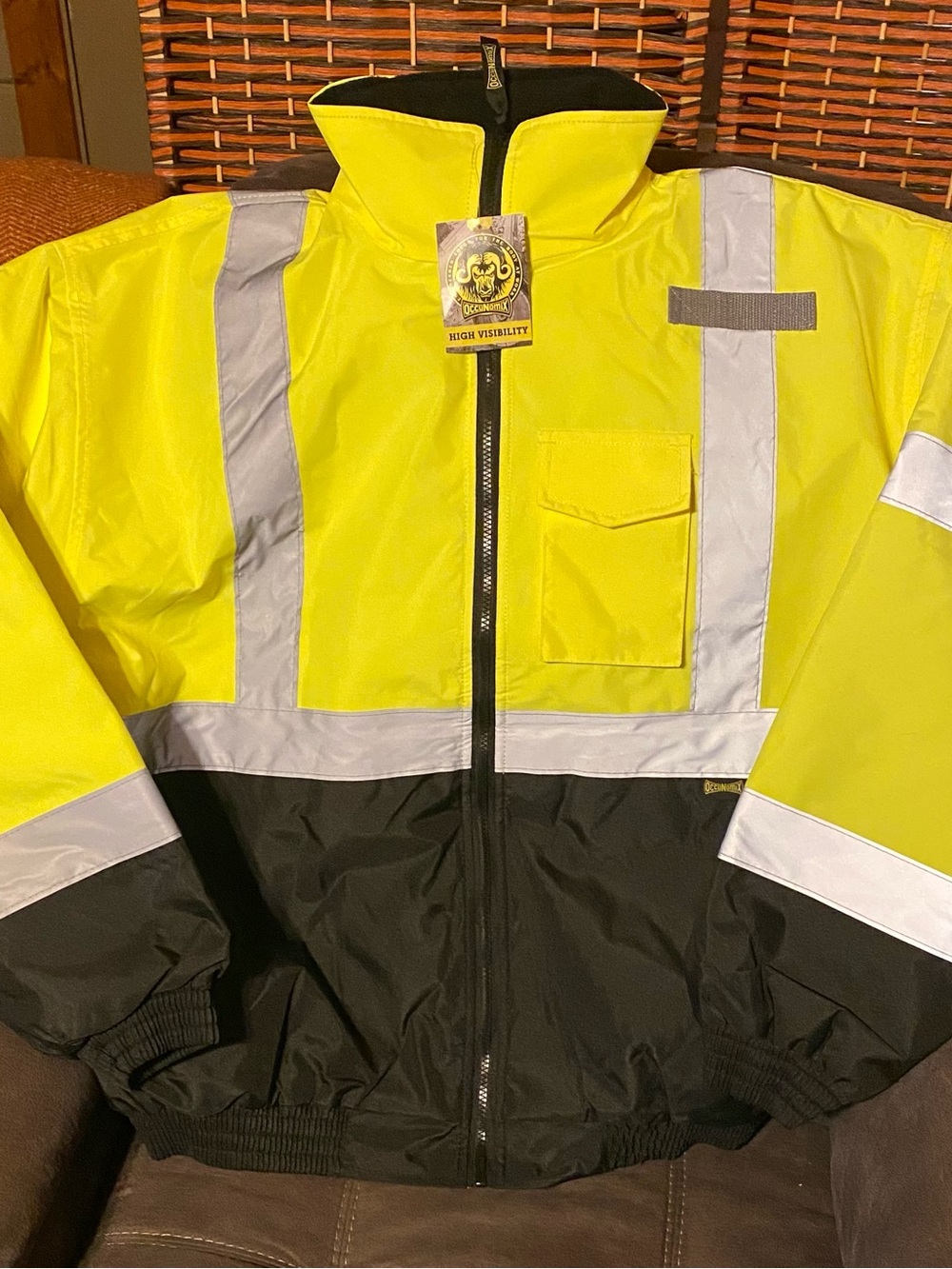 NWT OccuNomix ANSI Class 3 Hi Vis Bomber Jacket XL Waterproof Reflective